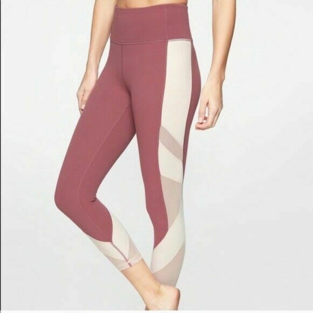 Athleta Exhale Capri